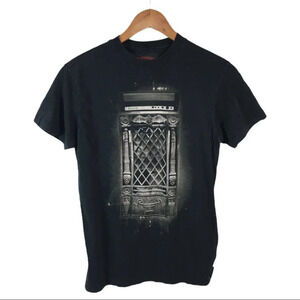 TS520 Macbeth Studio systems graphic T Shirt S